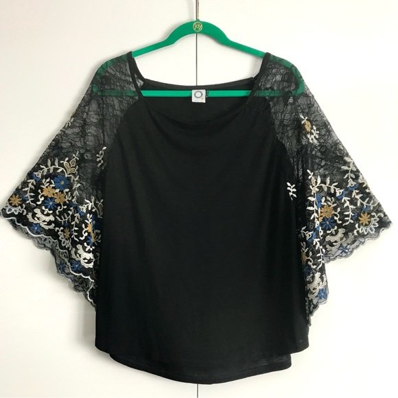 Anthropologie Akemi + Kin Callista Black Lace Embroidered Sleeve Tee XXS EUC - Picture 10 of 13